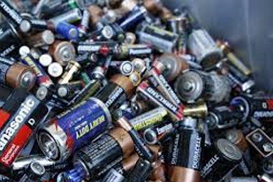 Đừng vứt bỏ những cục pin đã qua sử dụng, chúng rất có giá trị nếu làm theo cách này