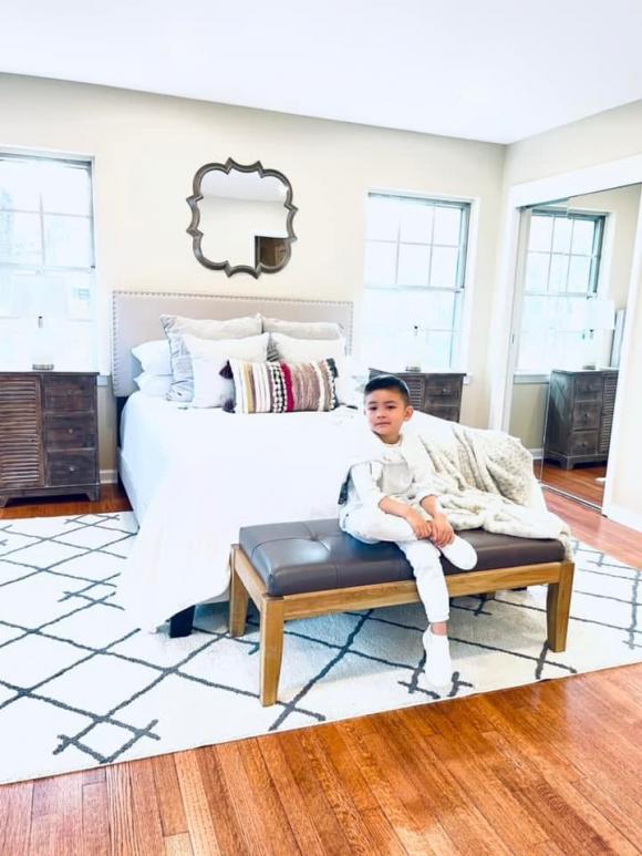 Vợ cũ Đan Trường khoe mẫu nhà đẹp ở Mỹ, dân mạng soi ra chi tiết Thủy Tiên thay đổi sau khi ly hôn-14