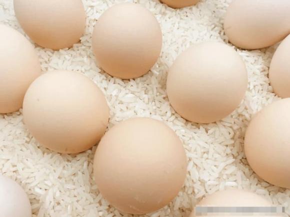 Dùng cách này bảo quản trứng hiệu quả hơn cả tủ lạnh, để 3 tháng vẫn tươi ngon, không sợ hỏng ngay cả mùa hè-4