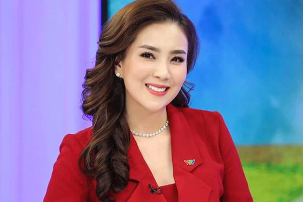 Danh tính hoa khôi xinh đẹp dẫn Chuyển động 24h trên VTV-7