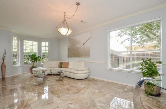 Hé lộ không gian sang trọng bên trong biệt thự mới tậu của Kasim Hoàng Vũ tại Mỹ-6