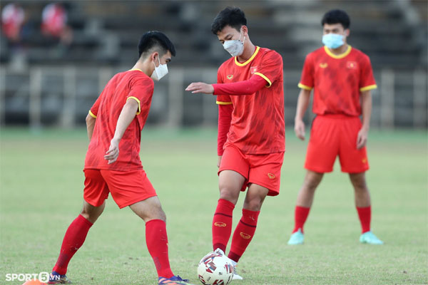 U23 Việt Nam vào chung kết U23 Đông Nam Á: Ngả mũ và tự hào-3