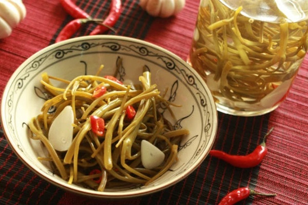 Tế bào ung thư đang ẩn nấp trong cơ thể nhưng nhiều người chẳng hay biết, gặp 3 biểu hiện này thì nên đi khám gấp-4