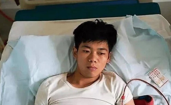 Nam sinh bán thận đổi lấy 80 triệu mua iPhone cho bạn gái: Cái kết cay đắng và cuộc sống thay đổi hoàn toàn sau 10 năm-2