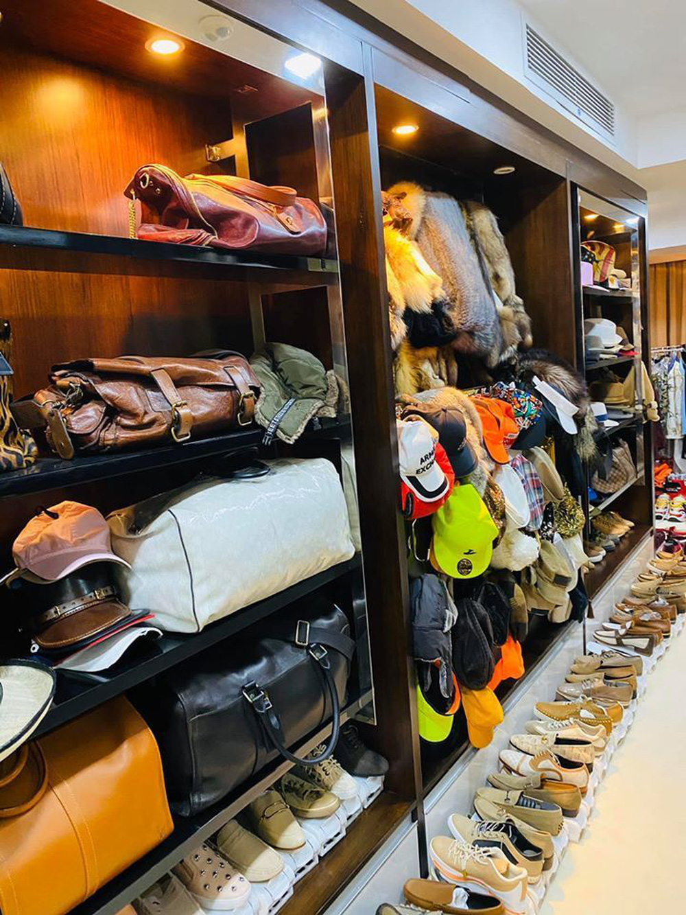 Đàm Vĩnh Hưng: Giàu sụ, nổi đình đám, sụp đổ vì một câu nói ngông cuồng-6