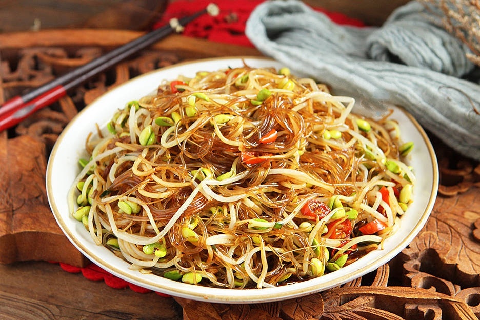 Ăn miến xào kiểu này thì không những giảm cân mà còn giúp chị em trẻ lâu, da căng mượt-6