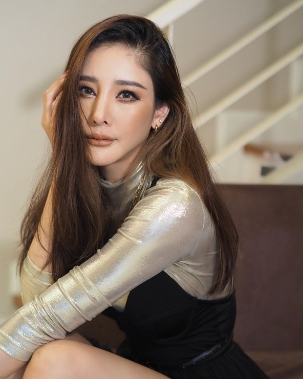 Nữ minh tinh Chiếc Lá Bay rơi xuống sông 11 giờ đêm hôm qua, đến giờ vẫn chưa tìm thấy tung tích-9