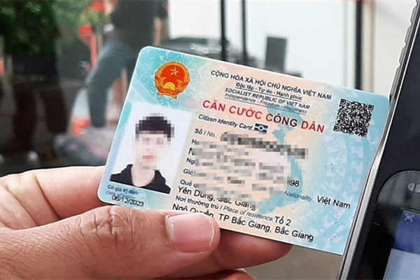 Bắt yêu râu xanh” cướp tài sản nhiều cô gái quen qua mạng Zalo-4