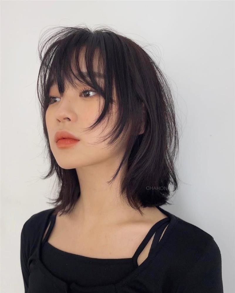 Nên cắt kiểu mái nào khi để tóc layer? 4 gợi ý sau sẽ giúp chị em xinh đẹp hoàn hảo-3