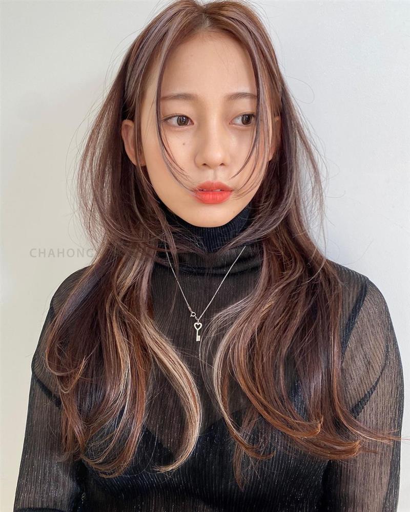 Nên cắt kiểu mái nào khi để tóc layer? 4 gợi ý sau sẽ giúp chị em xinh đẹp hoàn hảo-11