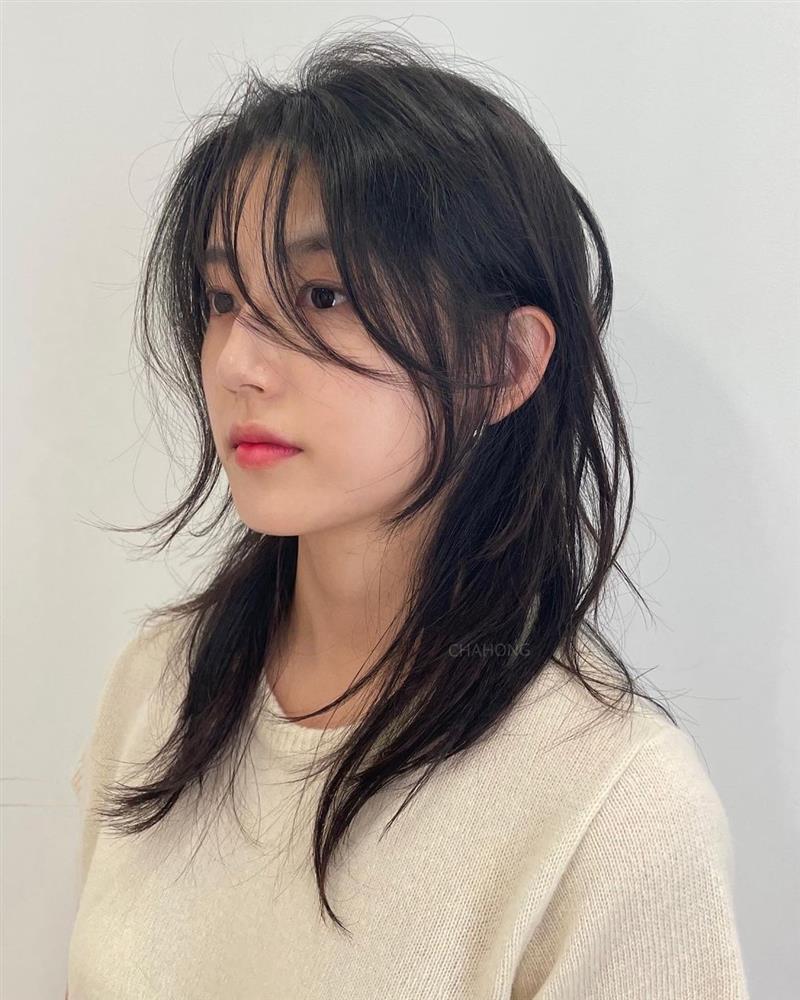 Nên cắt kiểu mái nào khi để tóc layer? 4 gợi ý sau sẽ giúp chị em xinh đẹp hoàn hảo-5