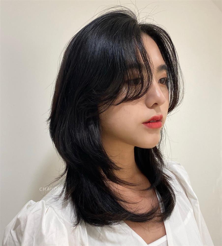 Nên cắt kiểu mái nào khi để tóc layer? 4 gợi ý sau sẽ giúp chị em xinh đẹp hoàn hảo-8