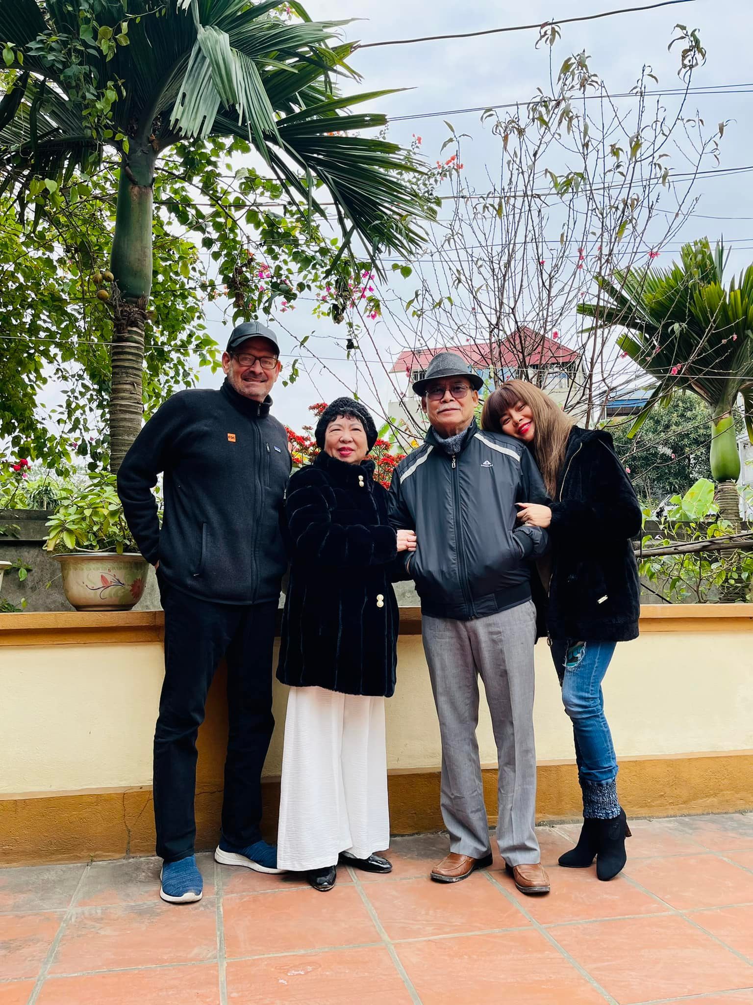 Ca sĩ Ngọc Anh chia sẻ về tình yêu cuồng nhiệt với chồng Tây-1