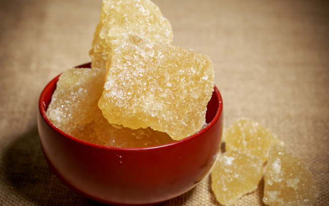 Nấu ăn nên dùng đường phèn trắng hay vàng? Đừng vội mua trước khi đọc bài viết dưới đây!-1