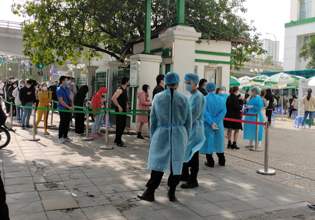 Nếu tự ý test nhanh Covid-19 tại nhà, người dân có thể đánh mất một số quyền lợi quan trọng-1