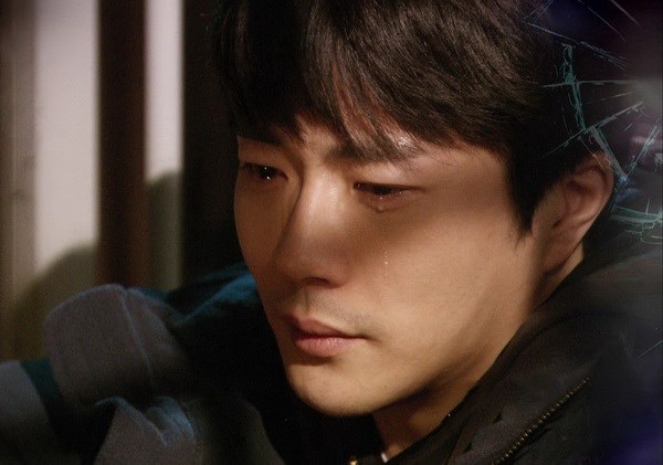 Sau đêm mặn nồng, bạn gái cầm 300 triệu của tôi biến mất, 3 năm sau đi trăng mật gặp bà lão bán nước tôi mới lặng người hiểu vì sao-2