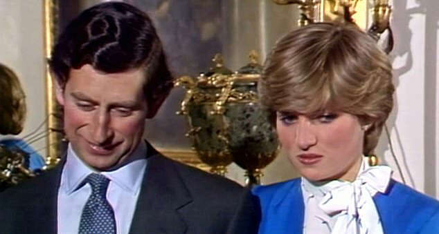 Khoảnh khắc u buồn của Công nương Diana ngay trong buổi đính hôn với câu nói phũ phàng của Thái tử Charles gây bão MXH-1