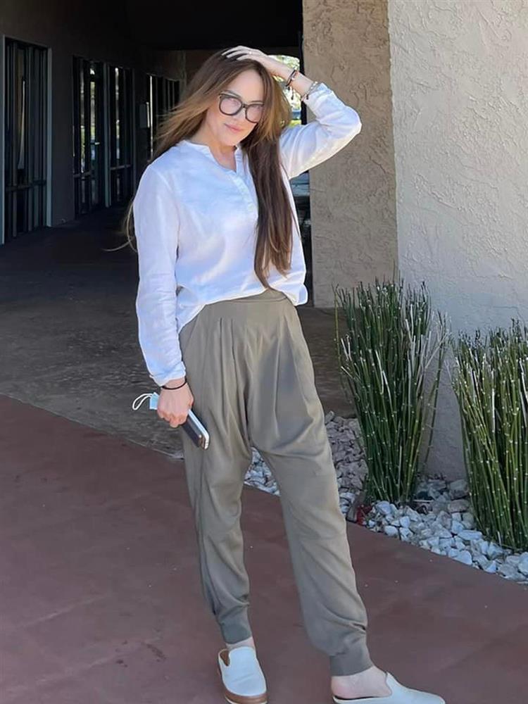 Danh ca Thanh Hà gầy rộc sau khi yêu Phương Uyên, chia tay bạn trai kém 12 tuổi-8