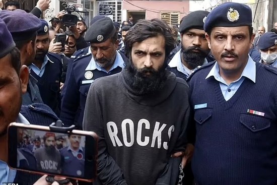 Quý tử nhà giàu vung tay sát hại con gái nhà lành vì bị từ chối lời cầu hôn, video nạn nhân bị hành hạ trước khi chết khiến dư luận 