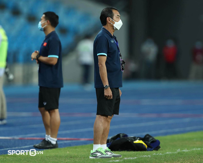 U23 Việt Nam được tiếp viện 2 bác sĩ người Campuchia-5