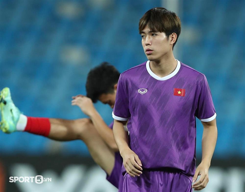 U23 Việt Nam được tiếp viện 2 bác sĩ người Campuchia-9