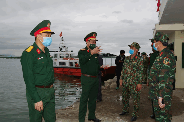 Vụ chìm tàu tại Quảng Nam: Thủ tướng yêu cầu huy động mọi phương tiện, nhân lực tìm kiếm, cứu người bị nạn-1