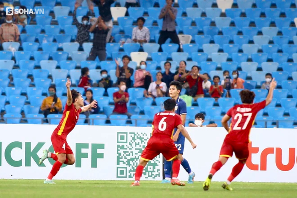 Sao trẻ HAGL nổ súng kết liễu, U23 Việt Nam hạ đẹp Thái Lan để đăng quang đầy xứng đáng-1