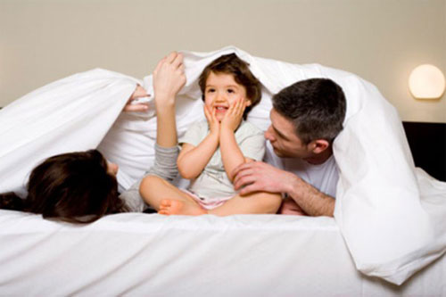 Giữ ấm cho trẻ khi ngủ tưởng dễ dàng nhưng lại không đơn giản, nếu sơ xuất dễ ảnh hưởng đến sức khỏe của con-4