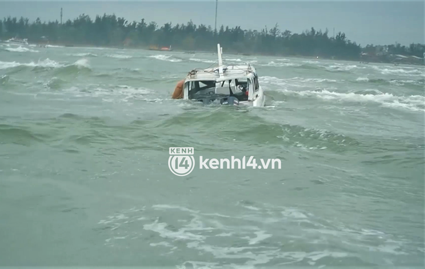 Tìm thấy thêm 2 thi thể trẻ em trong vụ chìm cano ở Hội An-1