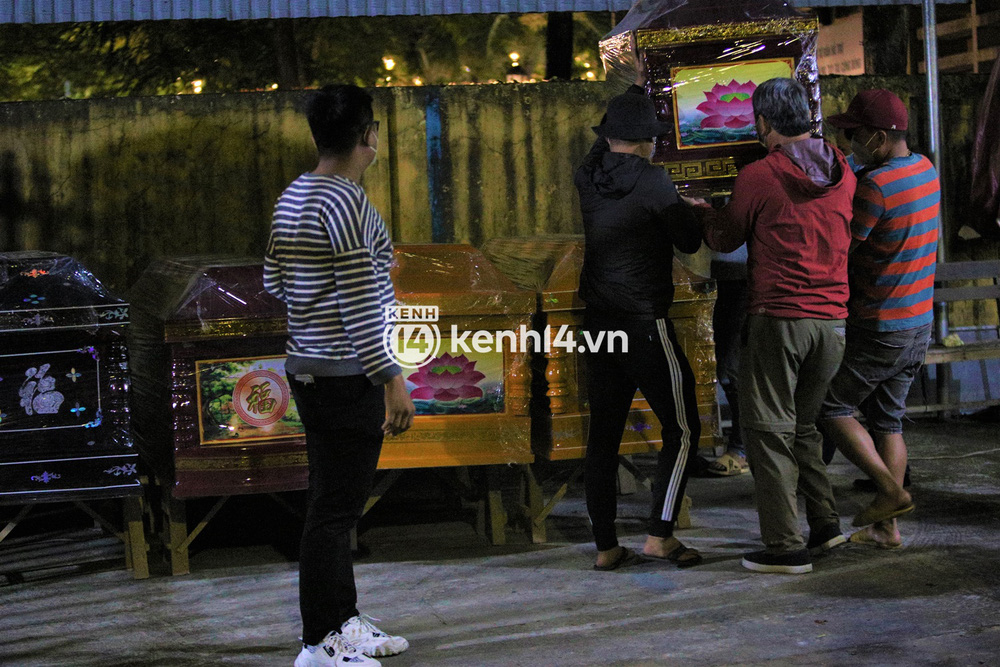 Nạn nhân vụ chìm cano ở Hội An đau đớn: Vợ ơi, con ơi! Giờ tôi biết phải làm sao đây...-9