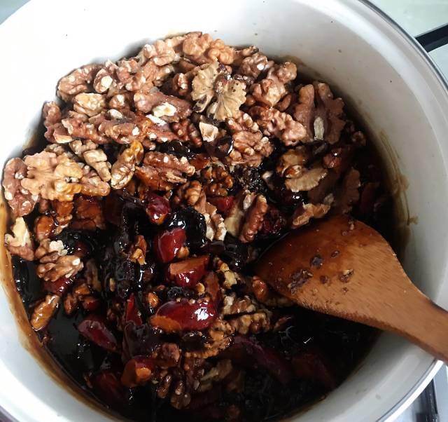 Mách chị em cách làm bánh dưỡng nhan: Ăn vào không chỉ bổ máu, mượt tóc mà da dẻ còn rạng rỡ như thuở đôi mươi-5