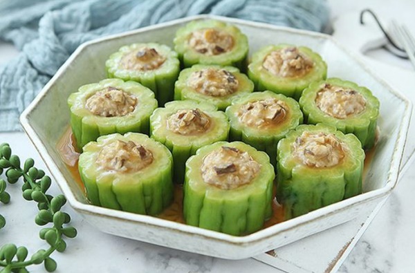 Phụ nữ ngoài 40 tuổi không muốn già quá nhanh nên ăn nhiều 5 loại rau này: Vừa nhuận tràng, giảm mỡ, giảm huyết áp lại còn chống lão hóa rất tốt-2