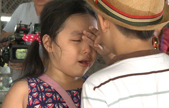 Cô bé mũm mĩm trong Bố ơi mình đi đâu thế phiên bản Việt, 8 năm sau ngoại hình khác lạ khiến ai cũng ngỡ ngàng-1