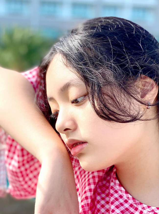 Cô bé mũm mĩm trong Bố ơi mình đi đâu thế phiên bản Việt, 8 năm sau ngoại hình khác lạ khiến ai cũng ngỡ ngàng-9