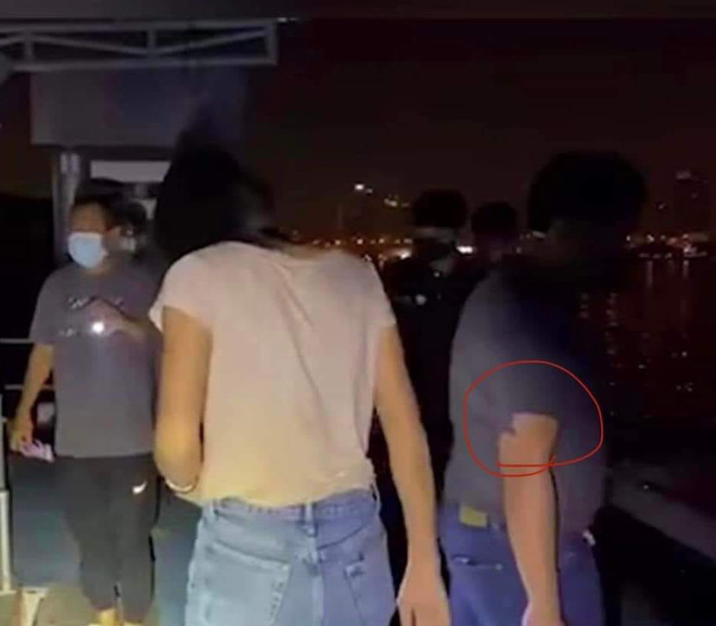 Nghi ngờ có xô xát khi nữ diễn viên Chiếc Lá Bay rơi xuống nước, tất cả vì chi tiết này trên áo đối tượng khả nghi?-2