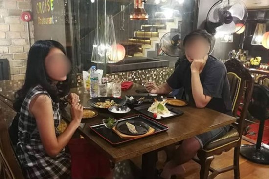 Tin nhắn nhầm của gã bạn trai lật tẩy bộ mặt thật khiến người phụ nữ hủy luôn buổi hẹn hò, nội dung bên trong mới đáng lên án!