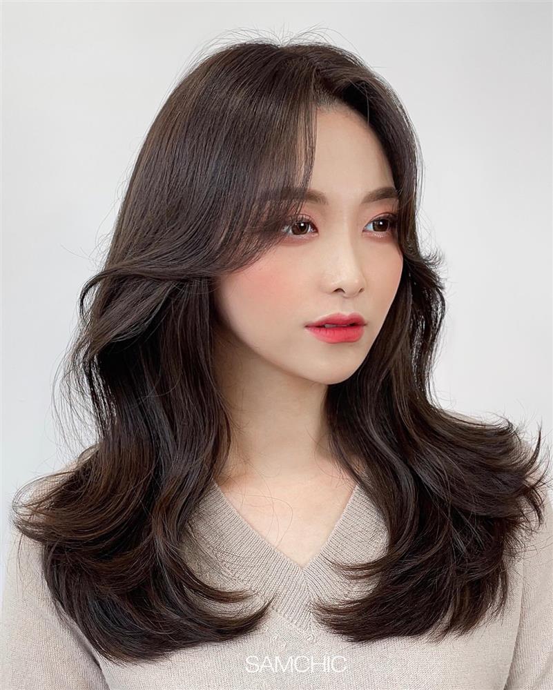 4 tuyệt chiêu dưỡng tóc sống còn học lỏm từ gái Hàn giúp tóc mềm mướt, bồng bềnh-4