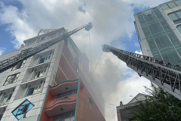 Đường dây mại dâm cao cấp có cả kiều nữ ngoại quốc ở Hà Nội: Bất ngờ thân thế gà Tây bán dâm xuyên quốc gia-3