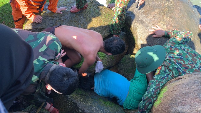 Người lái ca-nô gặp nạn khiến 17 người chết ở Cửa Đại không dùng ma túy, rượu bia-2