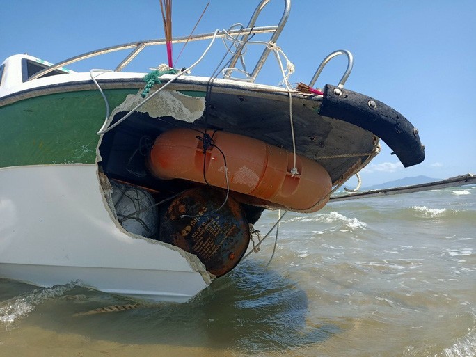 Người lái ca-nô gặp nạn khiến 17 người chết ở Cửa Đại không dùng ma túy, rượu bia-5