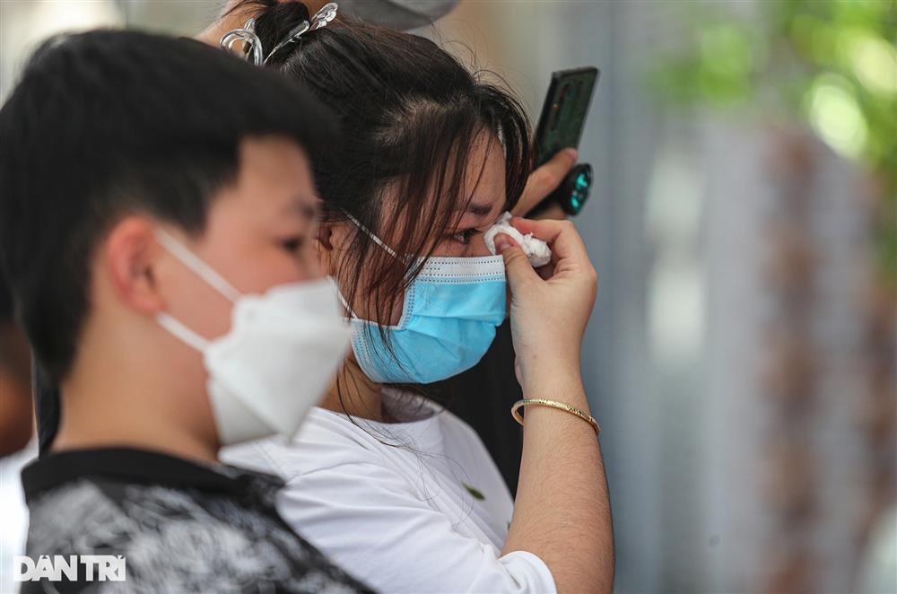 3 đám tang bao trùm xóm nhỏ ở TPHCM sau vụ chìm ca nô tại Hội An-10