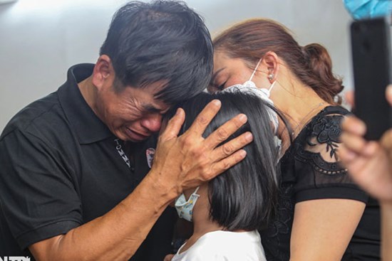 3 đám tang bao trùm xóm nhỏ ở TPHCM sau vụ chìm ca nô tại Hội An