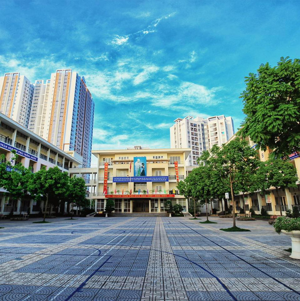 Giáo viên F0 bị nhà trường trừ điểm thi đua: Bộ GD-ĐT lên tiếng-1