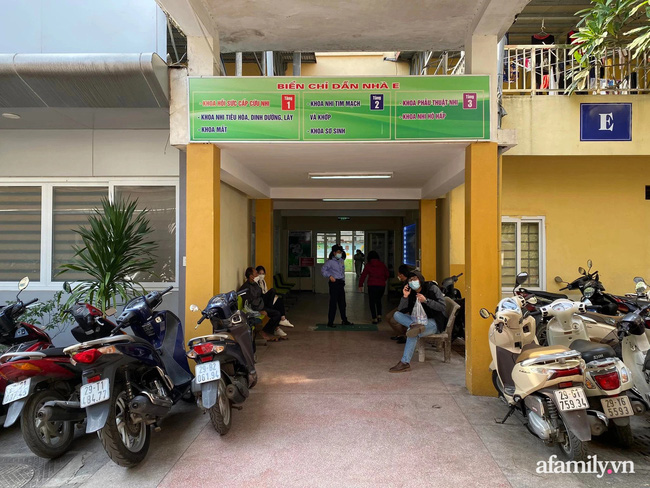 Vụ bé gái bị nhân tình của mẹ đóng đinh vào đầu ở Hà Nội: Gia đình tiết lộ tình trạng bất thường về sức khỏe-1