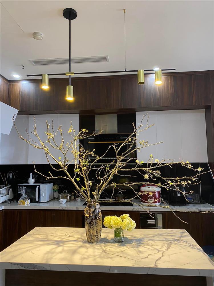 Cành củi khô bung nở hoa trắng muốt khoe sắc, chị em tấp nập đặt mua vì giá rẻ nhưng chiêm nghiệm được nhiều thứ trong cuộc sống-4