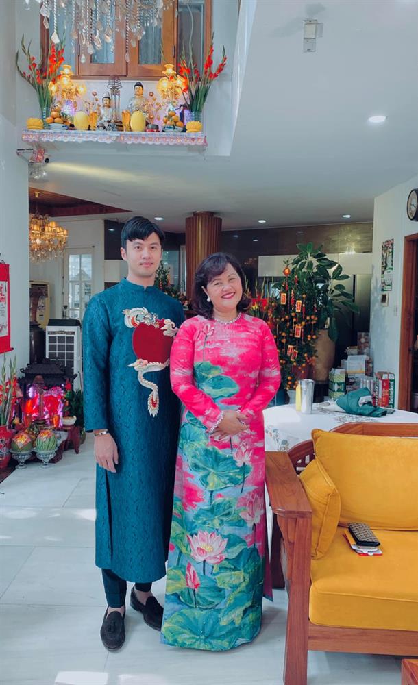 Lời đồn nhìn vào bàn thờ là biết kinh tế, sự chỉn chu của gia chủ, vậy thử đột nhập nhà các Shark xem gian thờ của người giàu và vững sự nghiệp ra sao-5