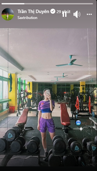 Hot girl đội tuyển nữ Việt Nam khoe cơ bụng săn chắc trong phòng gym khiến hội chị em vô cùng ngưỡng mộ-1