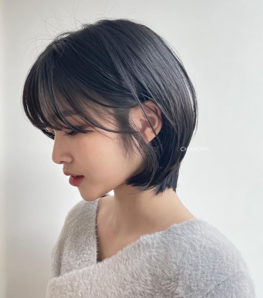 3 xu hướng tóc ngắn đầu năm 2022: Nàng U30 cắt thì chỉ xinh đẹp trở lên-10