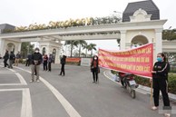 Hà Nội: Người dân phản đối chủ đầu tư An Lạc Green Symphony quây tôn bịt lối đi, ảnh hưởng nghiêm trọng đến sinh hoạt chung