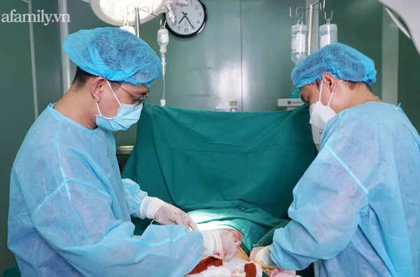 Tiêm thuốc tan mỡ giá 70 triệu đồng, người phụ nữ thủng 15 lỗ trên bụng-2